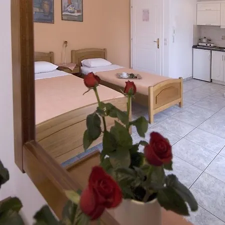 Olympiakí Aktí Harisis Apartments חדר תמונה